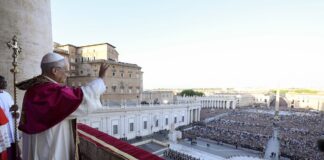 «La pace sia con tutti voi». Robert Francis Prevost è Papa Leone XIV Cronaca di un conclave nell’era digitale