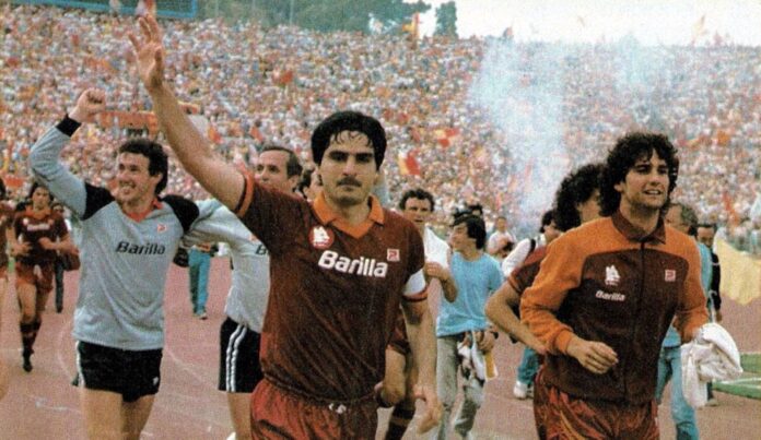 AS_Roma_-_Scudetto_1982-83_-_Agostino_Di_Bartolomei
