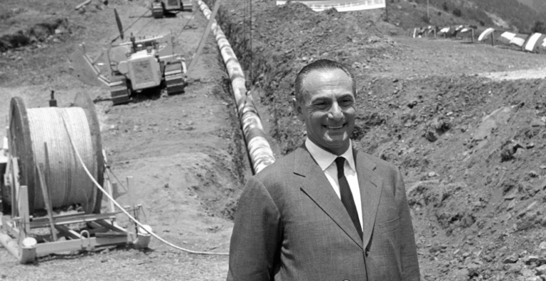 Enrico Mattei: da Partigiano a Presidente dell’ENI e la sua Fine Misteriosa